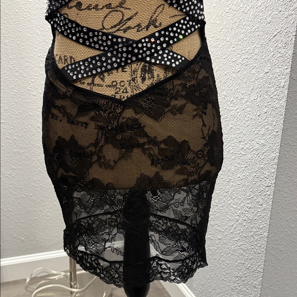 Victoria's Secret Black Lace Chemise - Picture 7 of 8